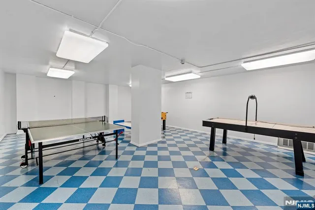 $520,000 | 200 Winston Drive, Unit 2907, Cliffside Park, NJ 07010