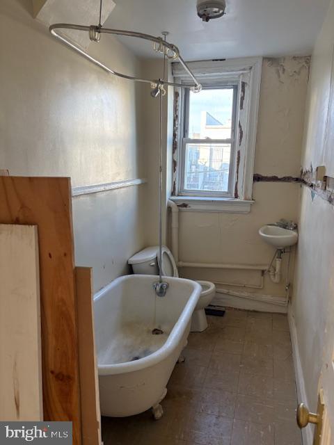 231 P Street Northwest Washington, DC 20001 - Photo 8 of 10 a bathroom with a tub and shower