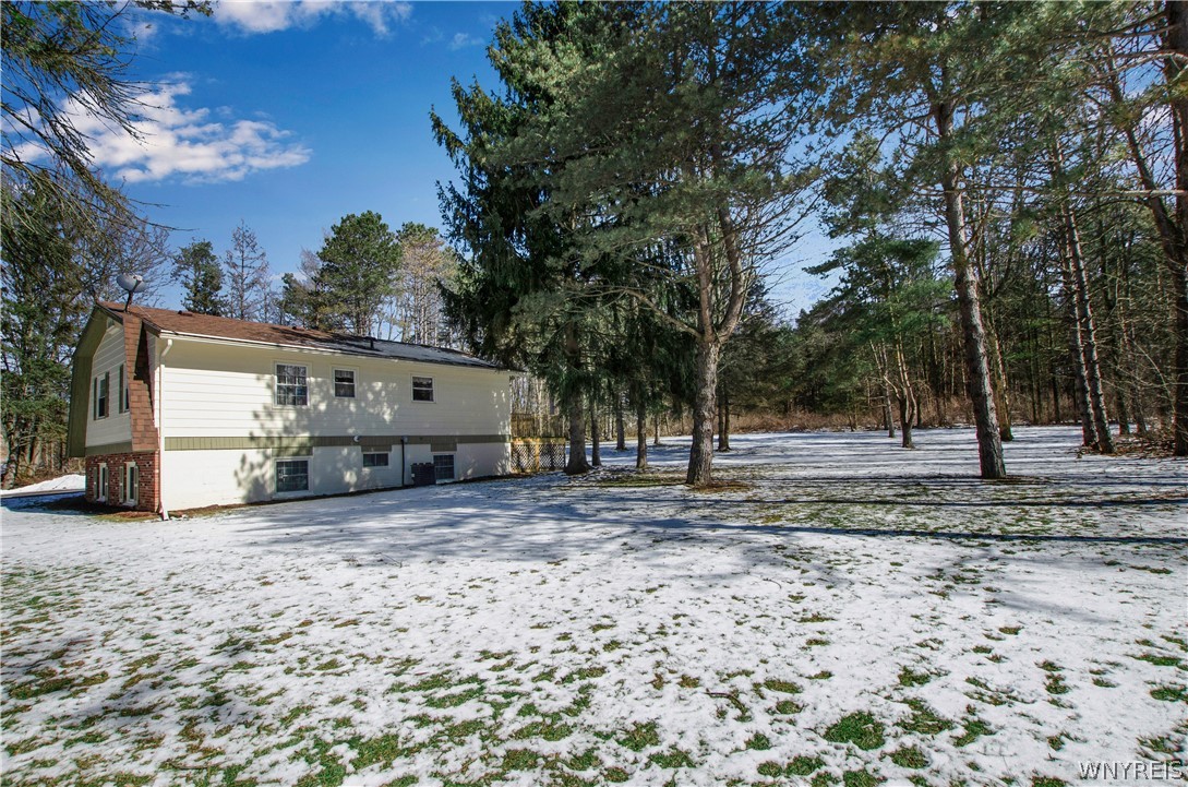 9495 Francis Road Bethany, NY 14020 - Photo 5 of 48
