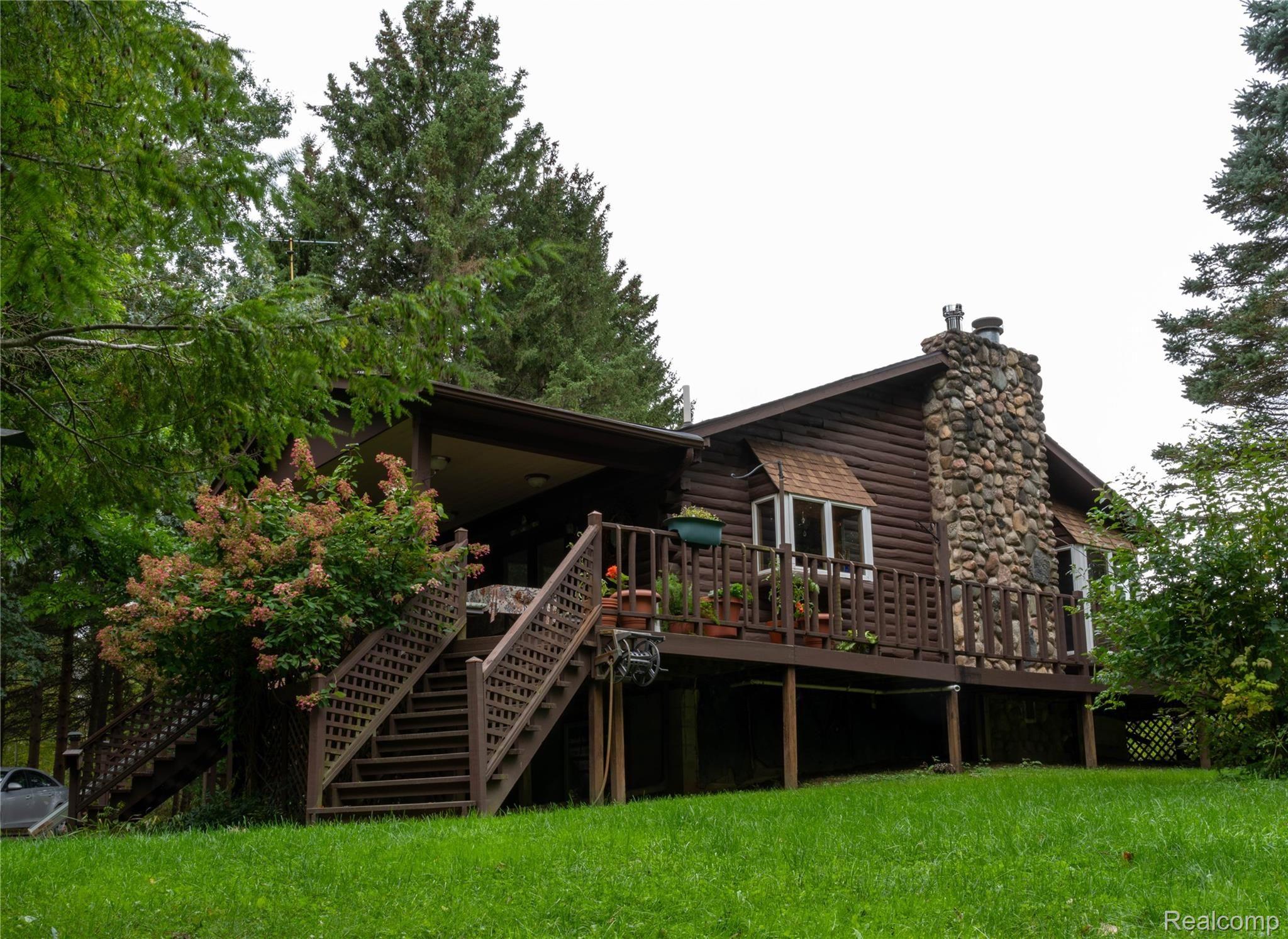 4336 Casey Road Dryden, MI 48428 - Photo 2 of 31 DSC00901.jpg