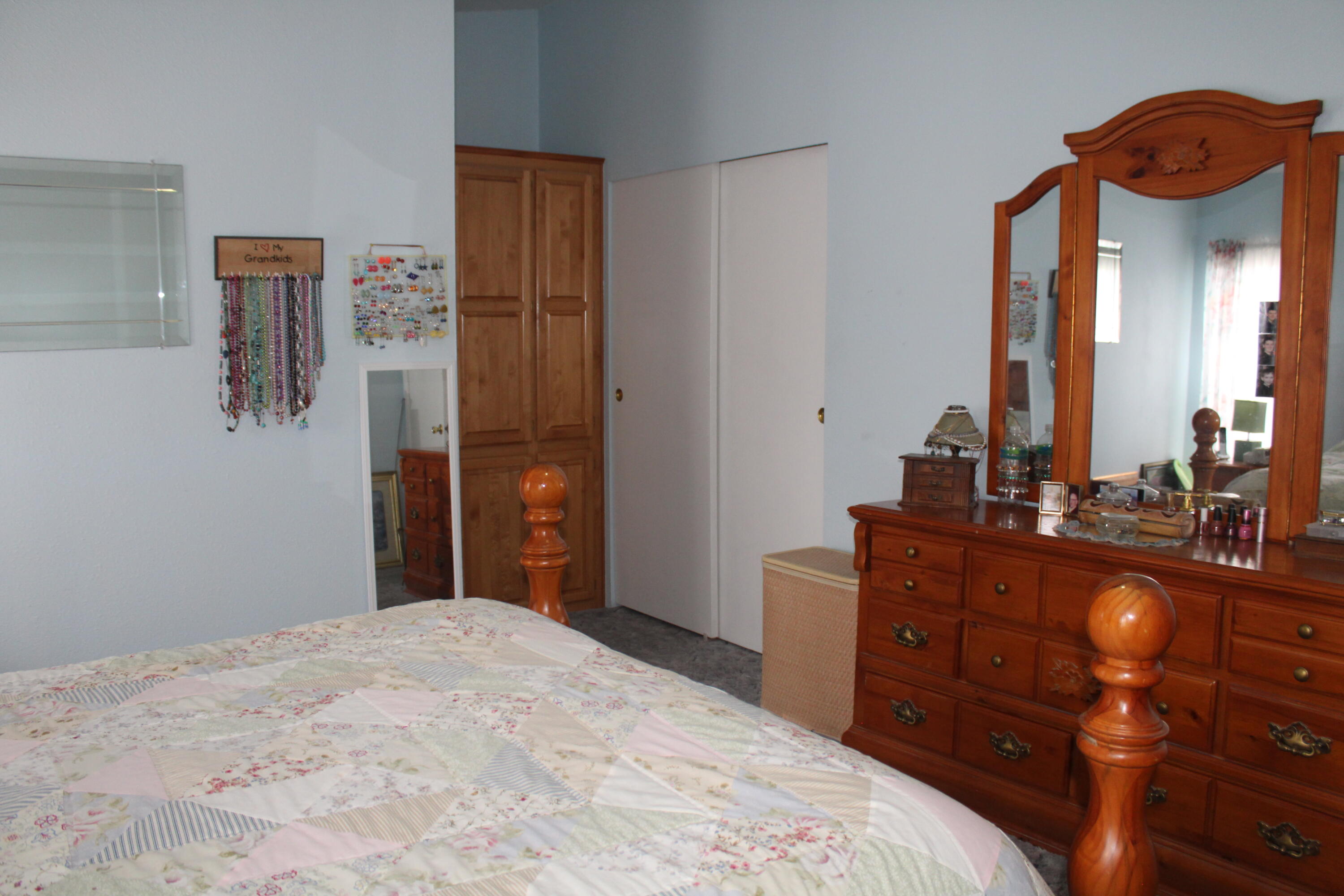 555 Freeman Road, Unit 10 Central Point, OR 97502 - Photo 18 of 28 IMG_7962
