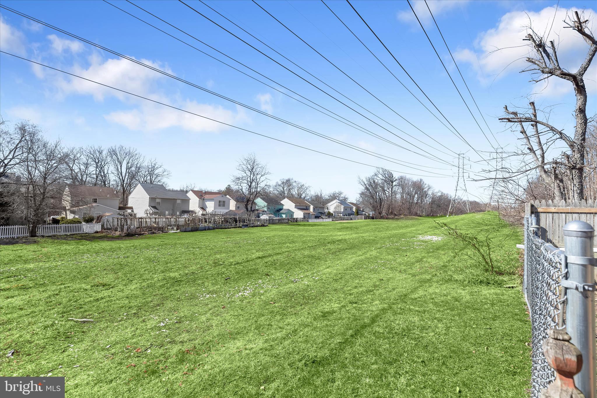 8624 Castlemill Circle Nottingham, MD 21236 - Photo 31 of 34 a view of yard with grass and trees