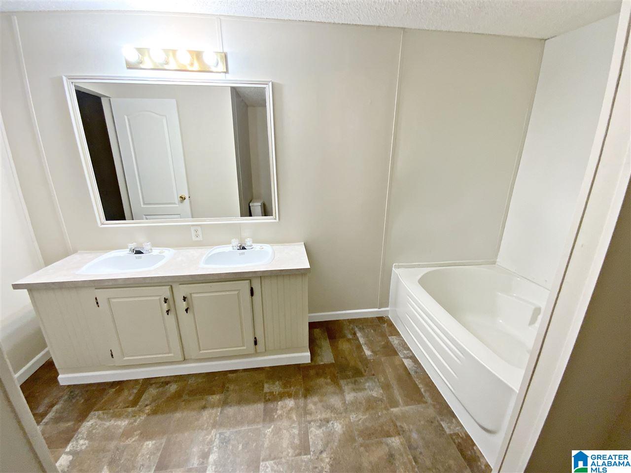270 Cobb Road Ohatchee, AL 36271 - Photo 17 of 36