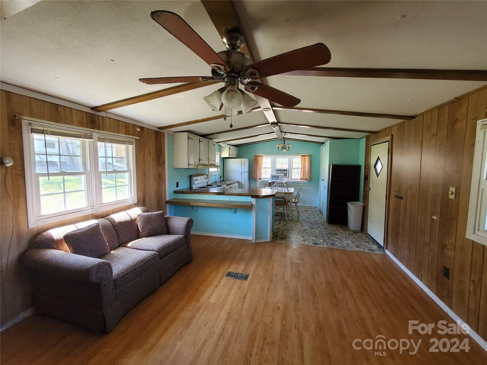 57 Paul Ridge Road Newland, NC 28657 - Photo 13 of 48 Gallery Image 13
