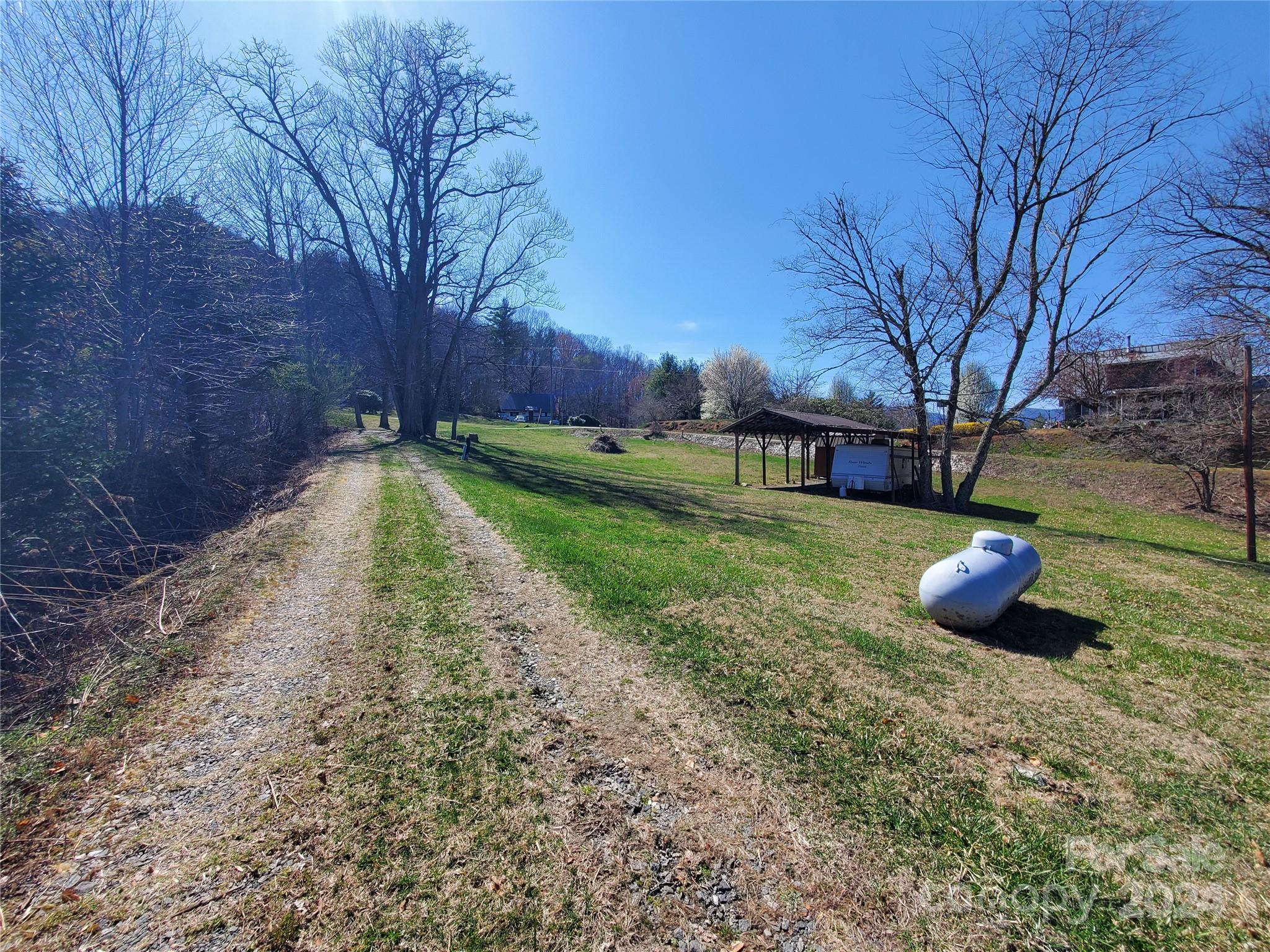 57 Paul Ridge Road Newland, NC 28657 - Photo 19 of 48 Gallery Image 19