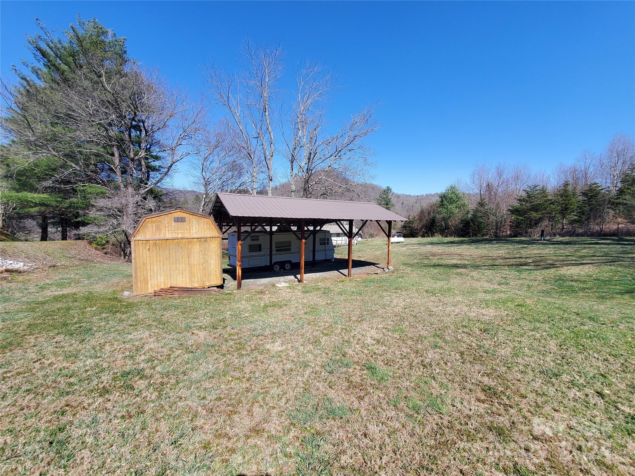 57 Paul Ridge Road Newland, NC 28657 - Photo 35 of 48 Gallery Image 35