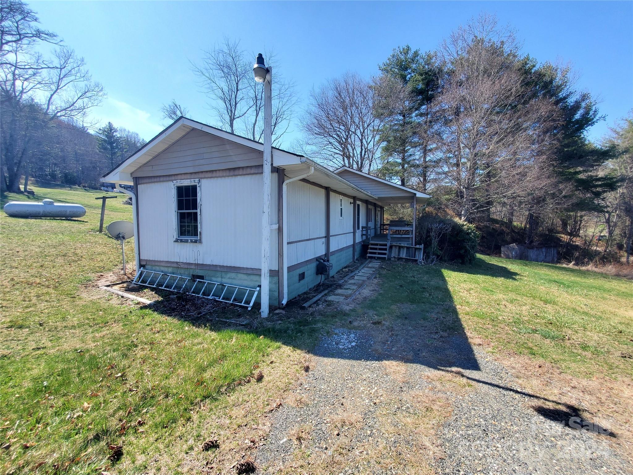 57 Paul Ridge Road Newland, NC 28657 - Photo 40 of 48 Gallery Image 40