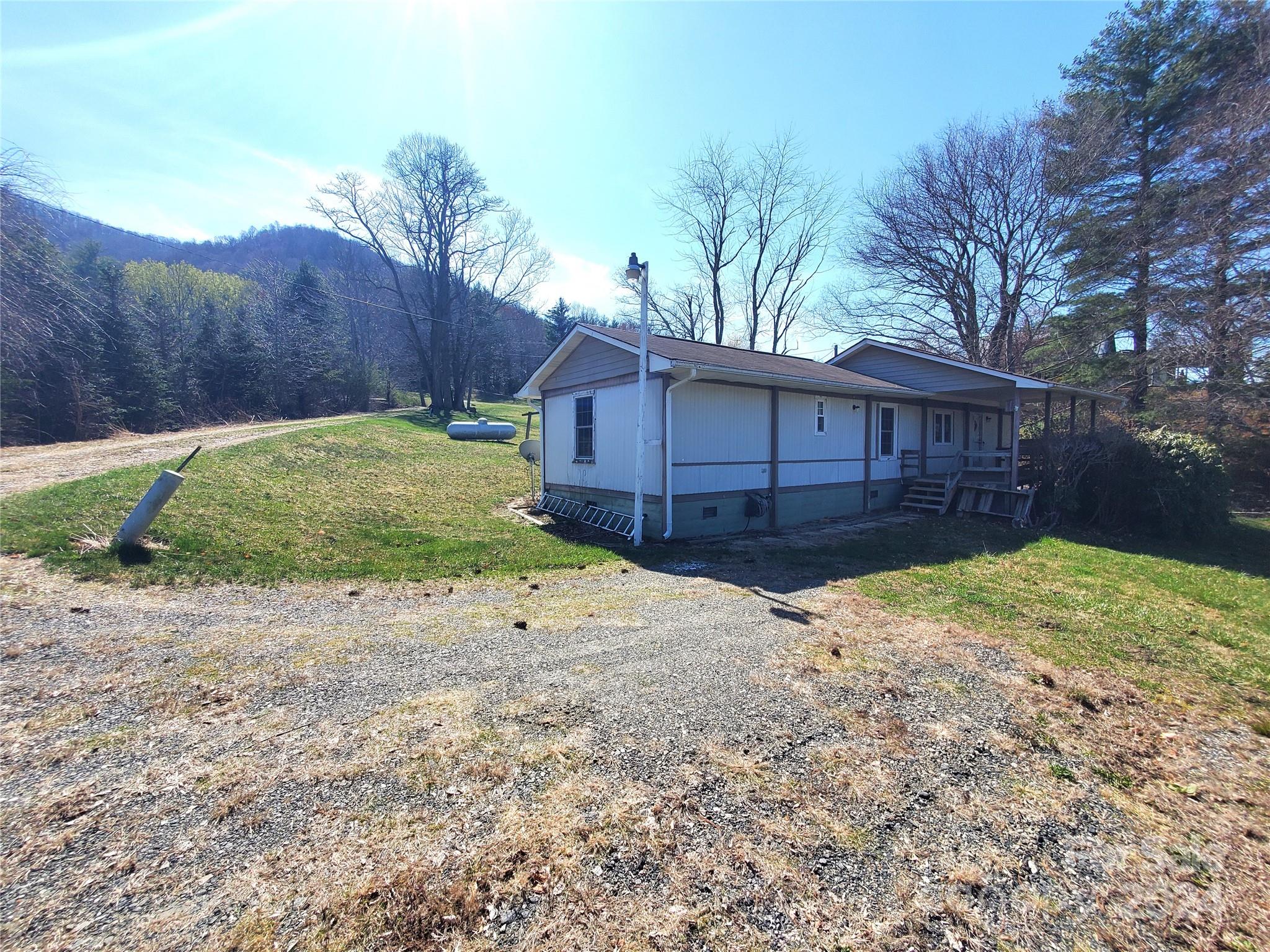 57 Paul Ridge Road Newland, NC 28657 - Photo 41 of 48 Gallery Image 41