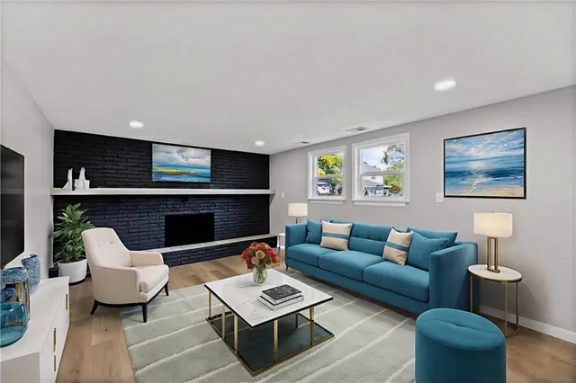 $360,000 | 11005 Northwest Walnut Creek Drive, Kansas City, MO 64152