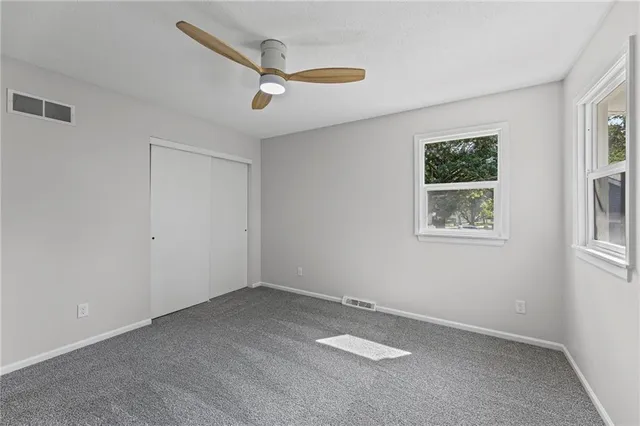 $360,000 | 11005 Northwest Walnut Creek Drive, Kansas City, MO 64152