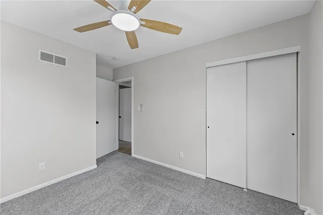 $360,000 | 11005 Northwest Walnut Creek Drive, Kansas City, MO 64152