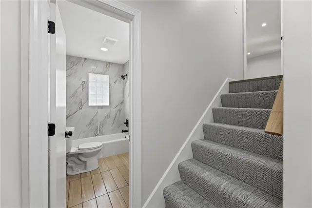 $360,000 | 11005 Northwest Walnut Creek Drive, Kansas City, MO 64152