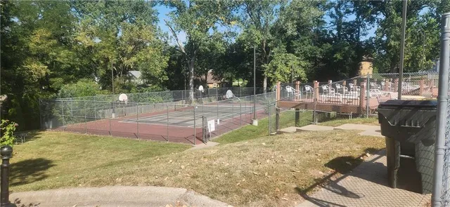 $360,000 | 11005 Northwest Walnut Creek Drive, Kansas City, MO 64152