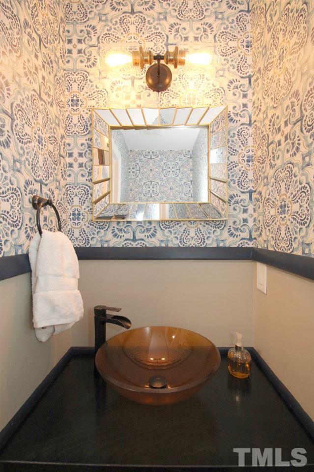 5300 Knollwood Road Raleigh, NC 27609 - Photo 21 of 25