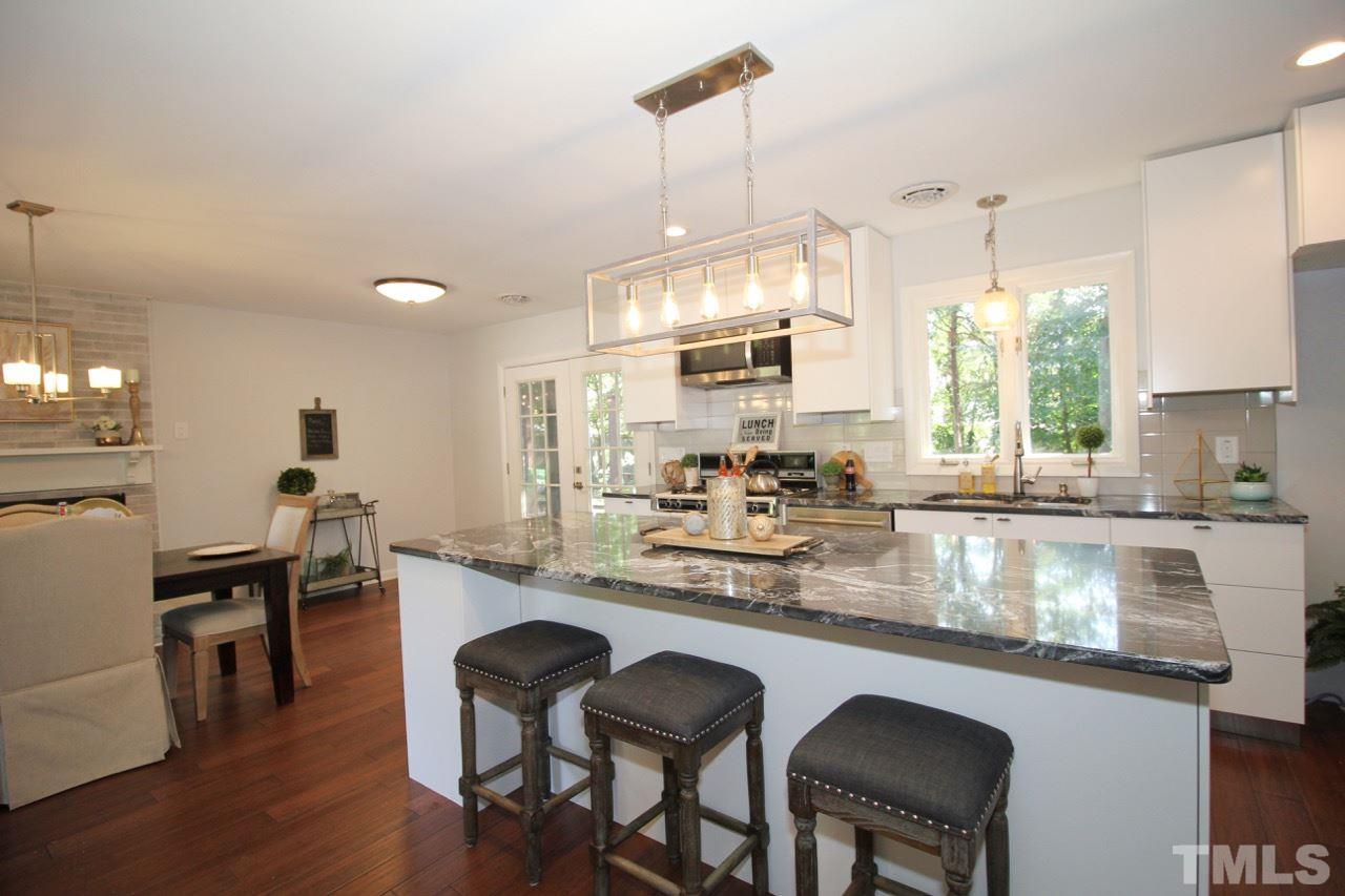 5300 Knollwood Road Raleigh, NC 27609 - Photo 4 of 25