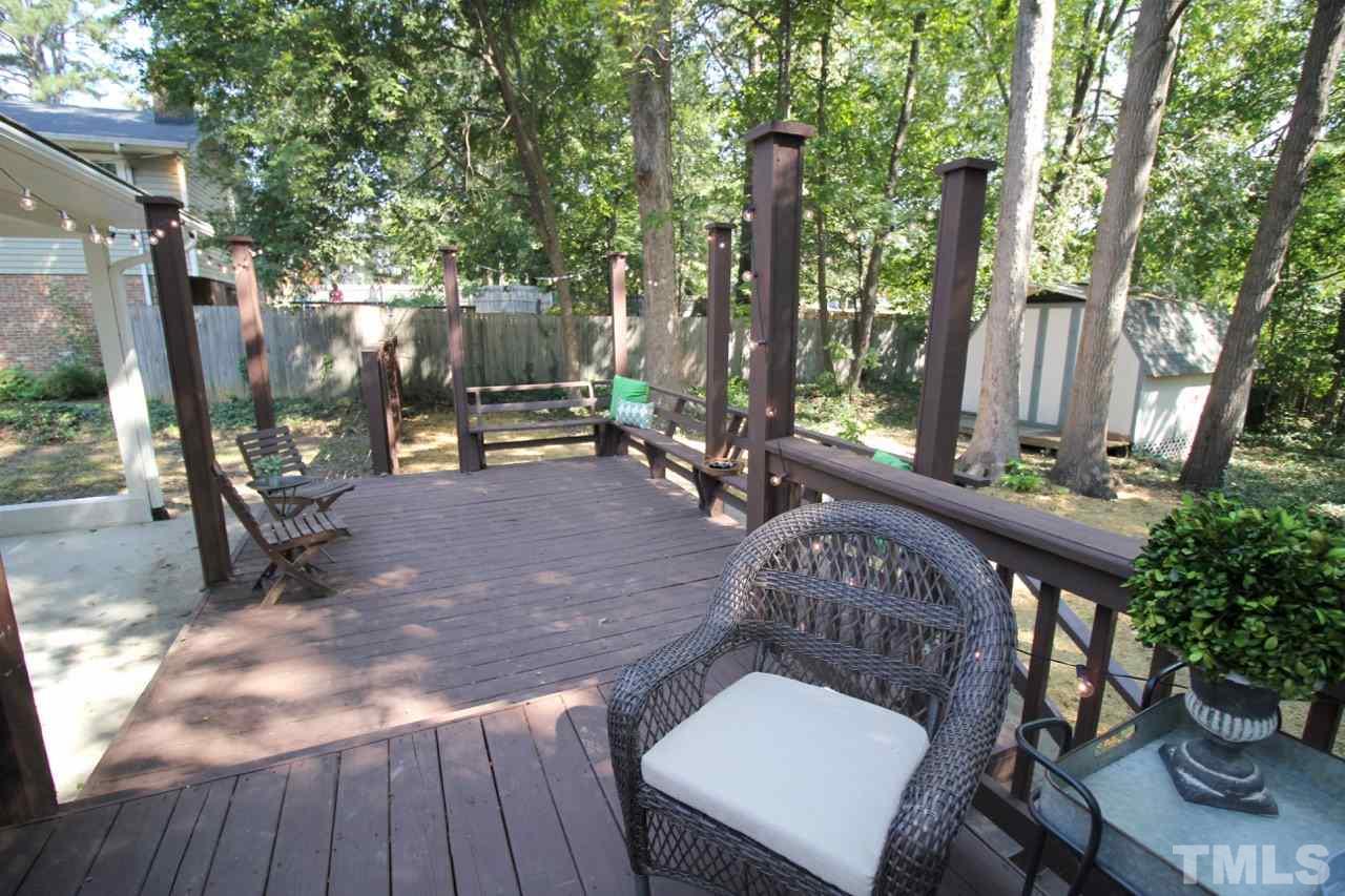 5300 Knollwood Road Raleigh, NC 27609 - Photo 6 of 25