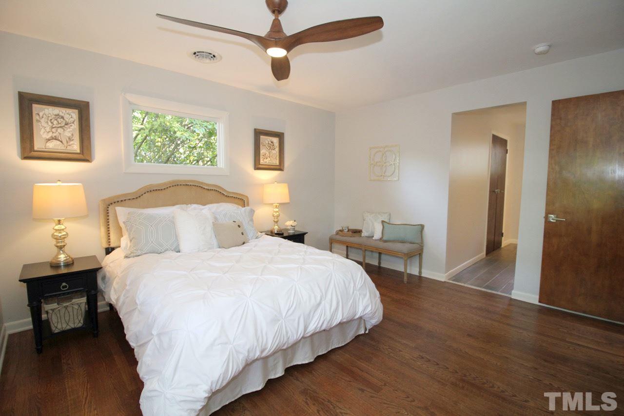 5300 Knollwood Road Raleigh, NC 27609 - Photo 7 of 25