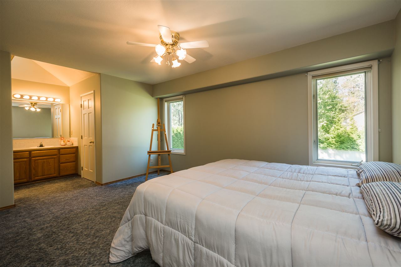 15221 North McKinnon Road Mead, WA 99021 - Photo 14 of 20