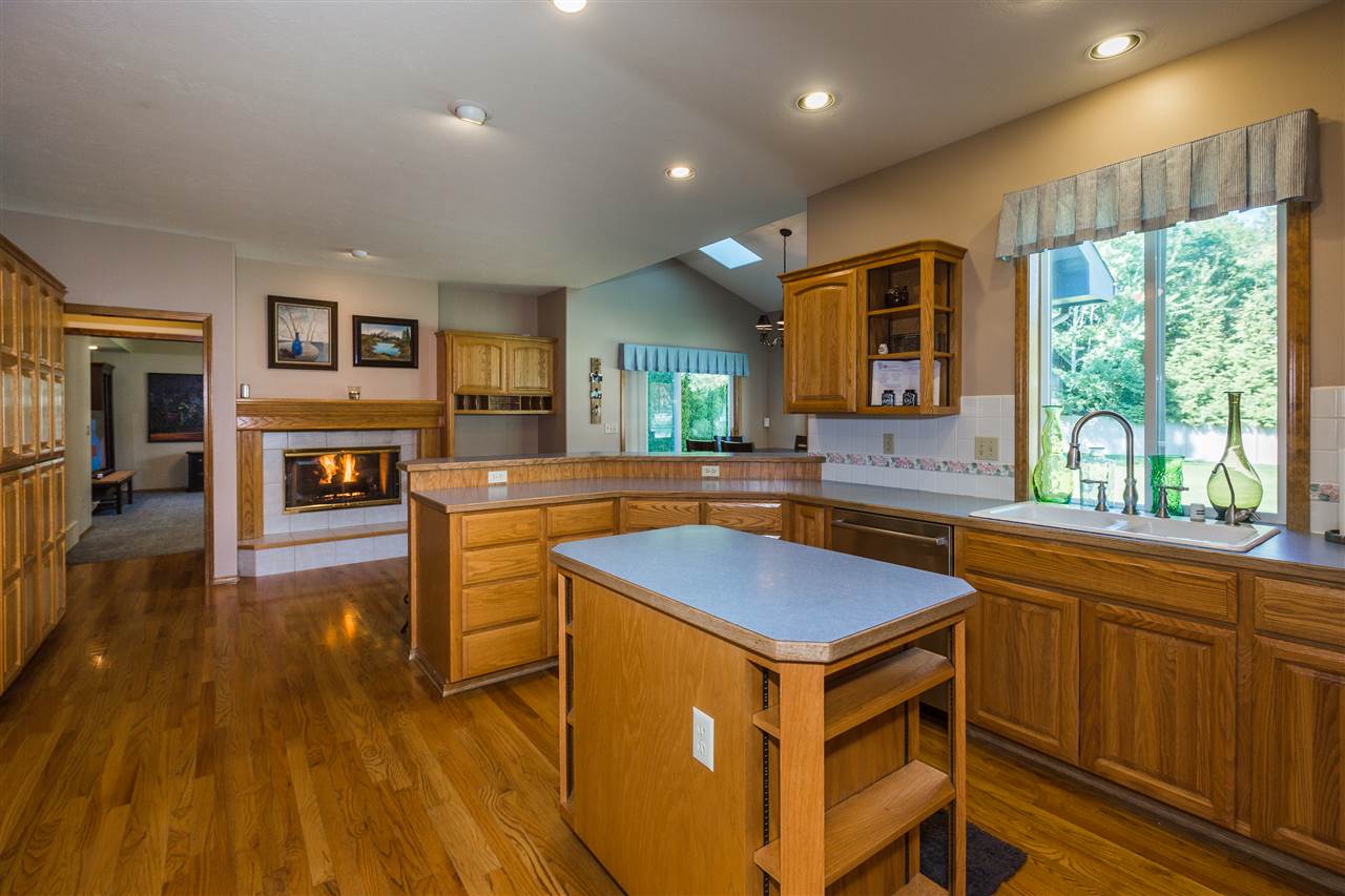 15221 North McKinnon Road Mead, WA 99021 - Photo 8 of 20