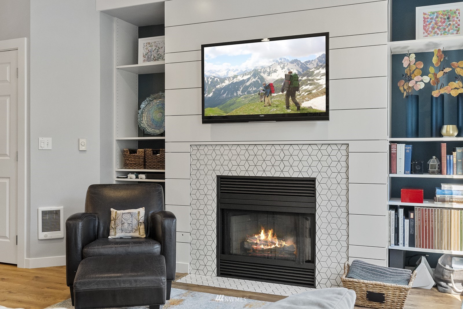 23908 Bothell Everett Highway, Unit C5 Bothell, WA 98021 - Photo 22 of 40 a living room with furniture and a fireplace