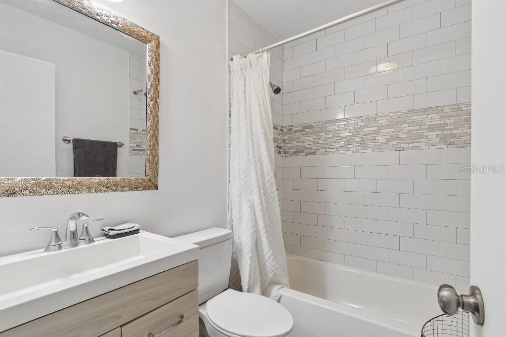 2446 Enterprise Road, Unit 4 Clearwater, FL 33763 - Photo 10 of 13 Gallery Image 10