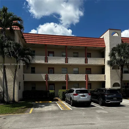 $125,000 | 2701 Sunrise Lakes Drive East, Unit 209, Sunrise, FL 33322