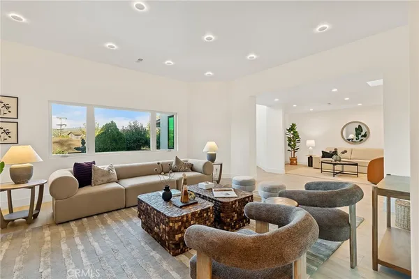 $3,598,000 | 10533 South Morada Drive, Orange, CA 92869