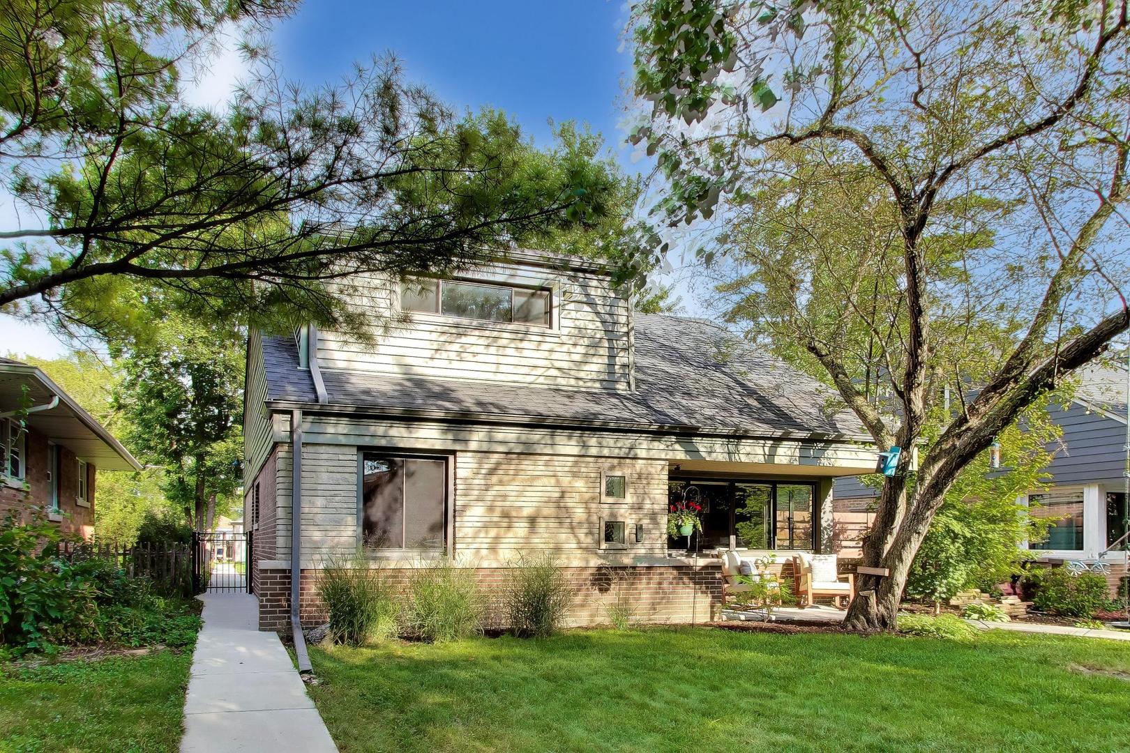 8835 Forestview Road Evanston, IL 60203 - Photo 3 of 44 Gallery Image 3