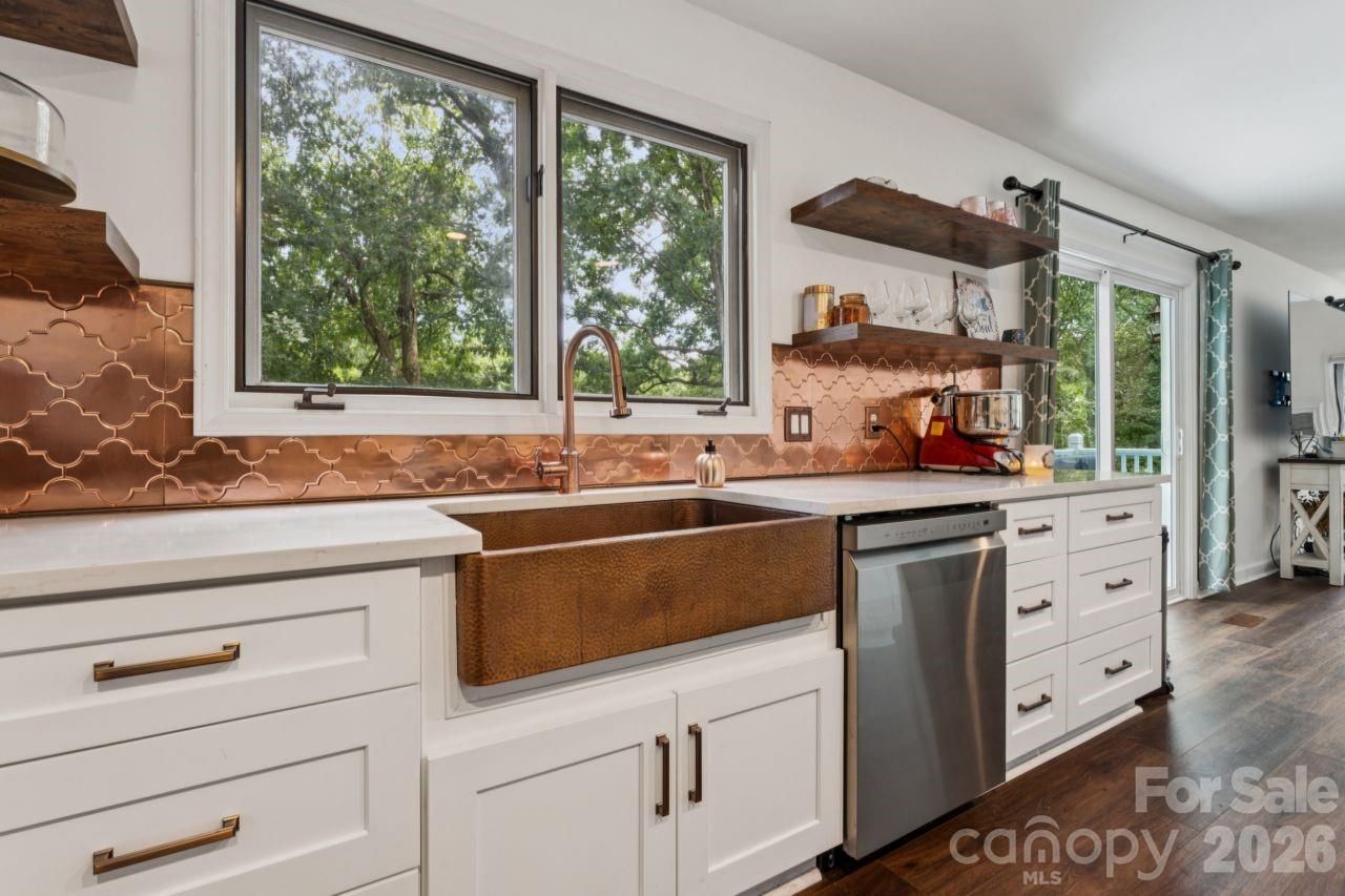 26049 Neptunes Landing Tega Cay, SC 29708 - Photo 8 of 34