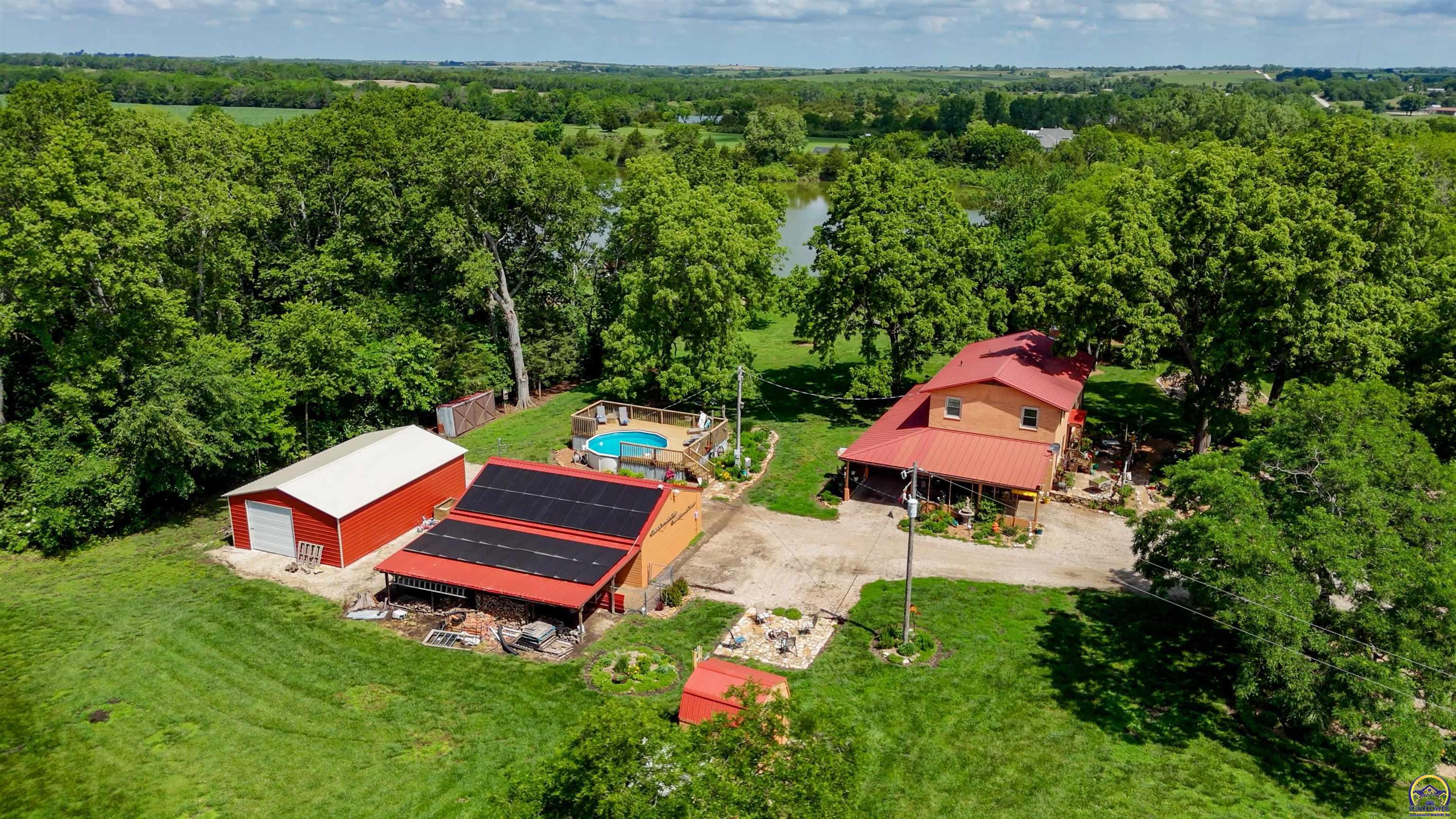 8441 Southwest Valencia Road Auburn, KS 66402 - Photo 6 of 72