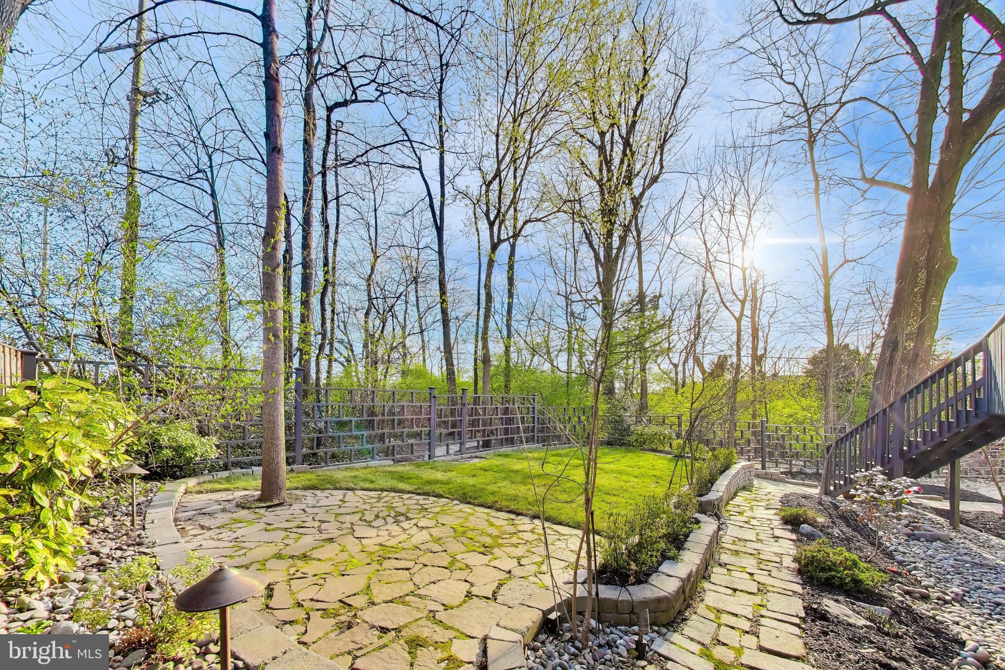 9200 Linden Grove Court Silver Spring, MD 20910 - Photo 66 of 72 a view of yard