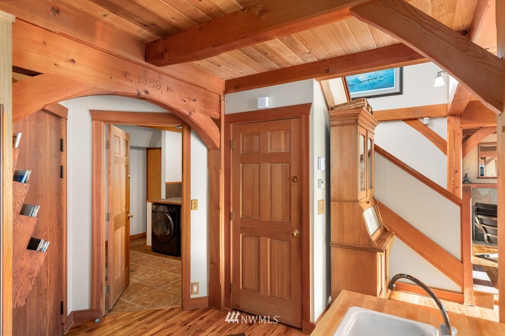 4884 Jones Road Oak Harbor, WA 98277 - Photo 11 of 40 Gallery Image 11