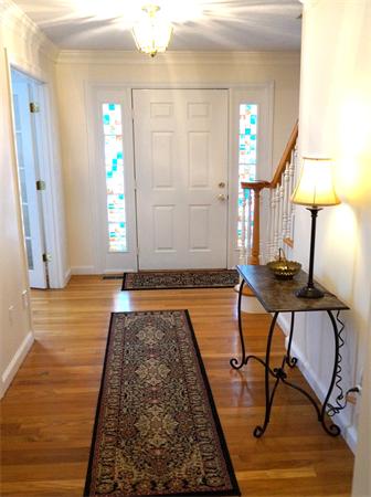 40 Little Pond Road Northborough, MA 01532 - Photo 3 of 21 Gallery Image 3