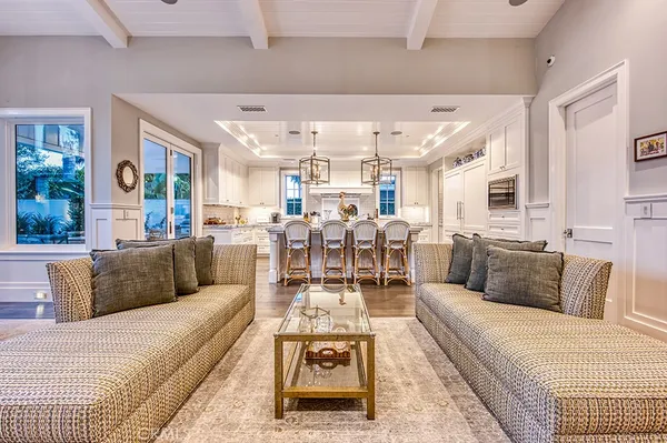 $7,559,000 | 712 K Thanga Drive, Corona del Mar, CA 92625