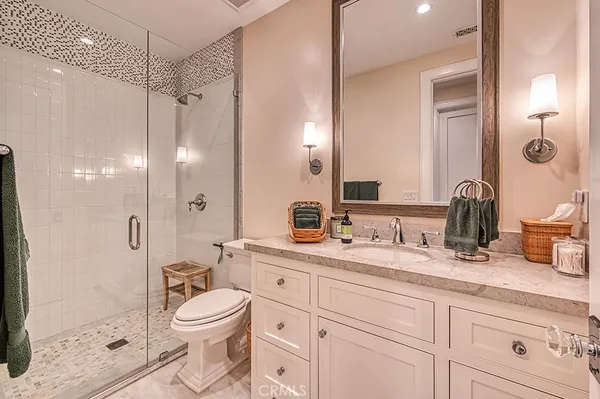 $7,559,000 | 712 K Thanga Drive, Corona del Mar, CA 92625