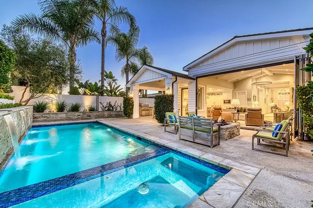 $7,795,000 | 712 K Thanga Drive, Corona del Mar, CA 92625