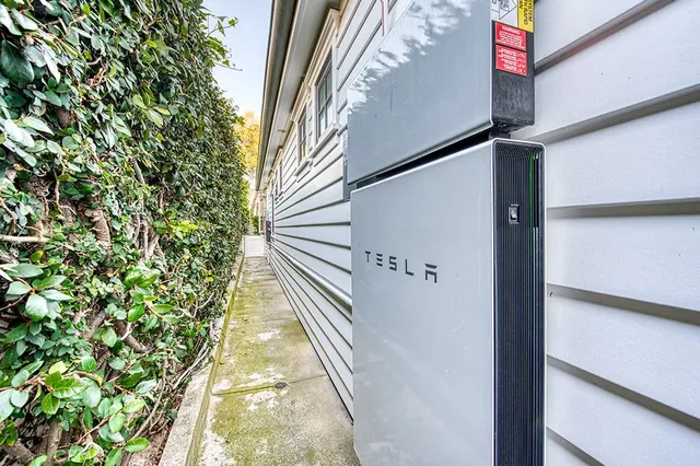 $7,795,000 | 712 K Thanga Drive, Corona del Mar, CA 92625