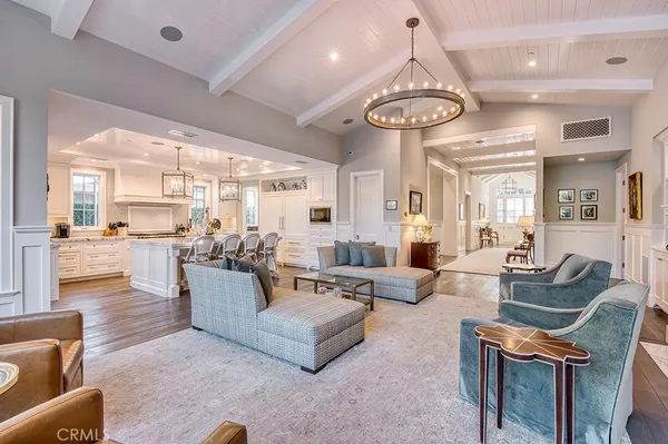 $7,559,000 | 712 K Thanga Drive, Corona del Mar, CA 92625