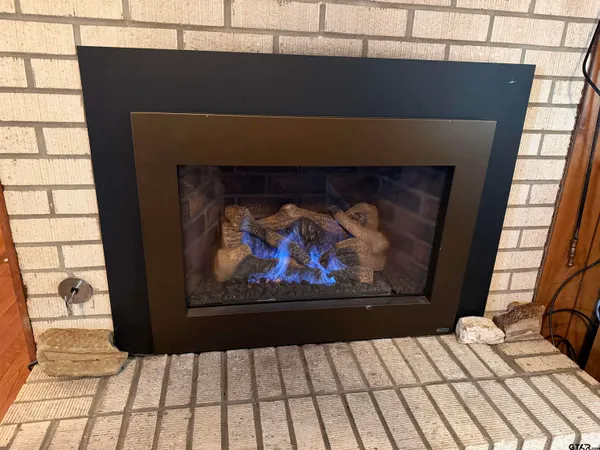 $235,000 | 220 County Road 184, Carthage, TX 75633