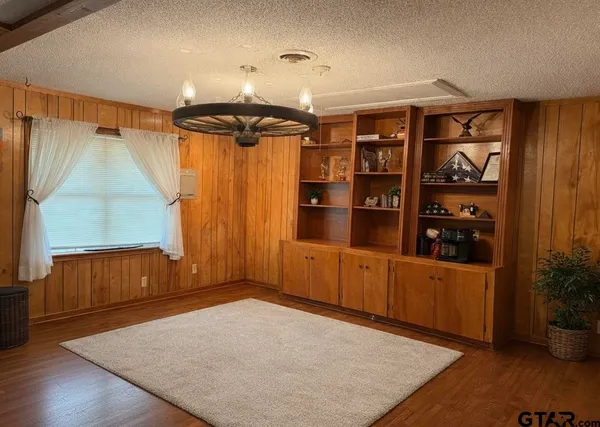 $235,000 | 220 County Road 184, Carthage, TX 75633