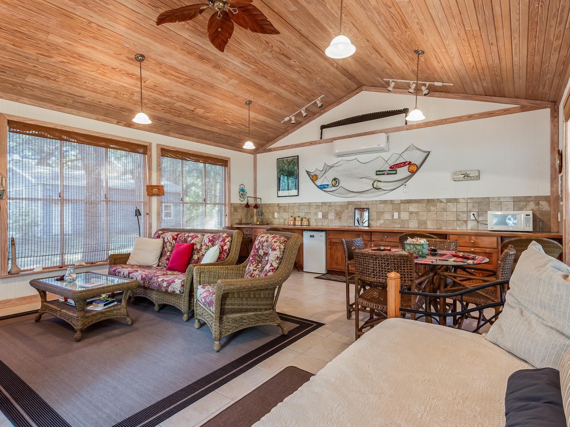 140 Craig Street Carrabelle, FL 32322 - Photo 8 of 63