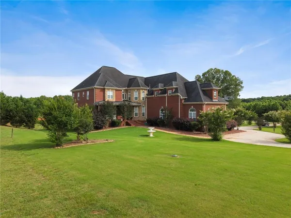 $800,000 | 345 River Cove Meadows, Social Circle, GA 30025
