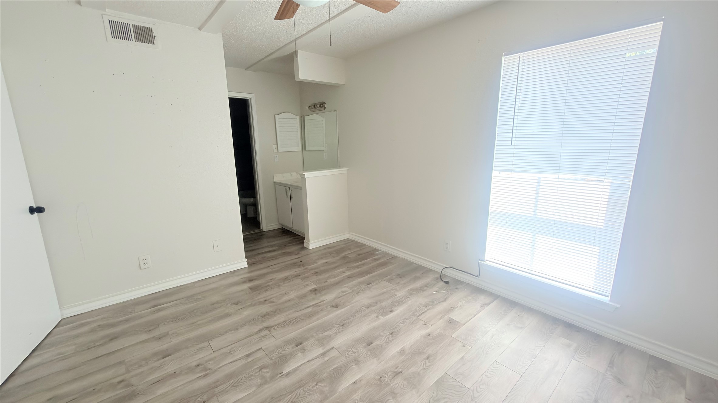 6200 West Tidwell Road, Unit 1201 Houston, TX 77092 - Photo 7 of 17 Gallery Image 7