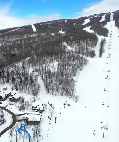 $995,000 | 19 Sundance Village Loop, West Dover, VT 05356