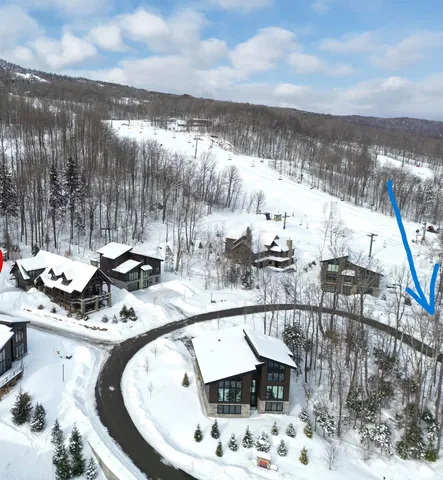 $995,000 | 19 Sundance Village Loop, West Dover, VT 05356