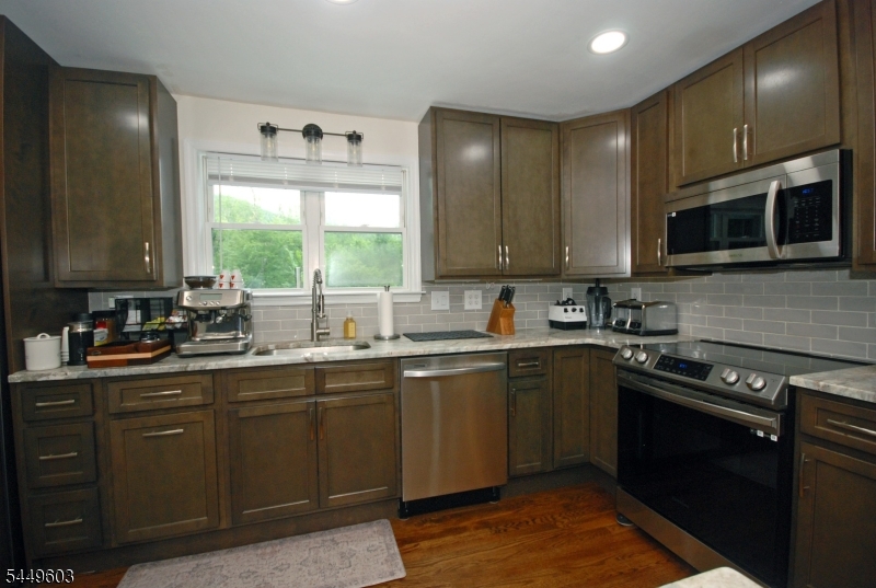 18 Tamarack Road Andover, NJ 07821 - Photo 14 of 43 Gallery Image 14