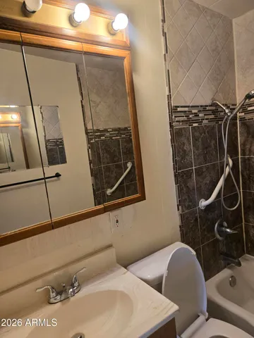 $1,350 | 302 3rd Street, Huachuca City, AZ 85616