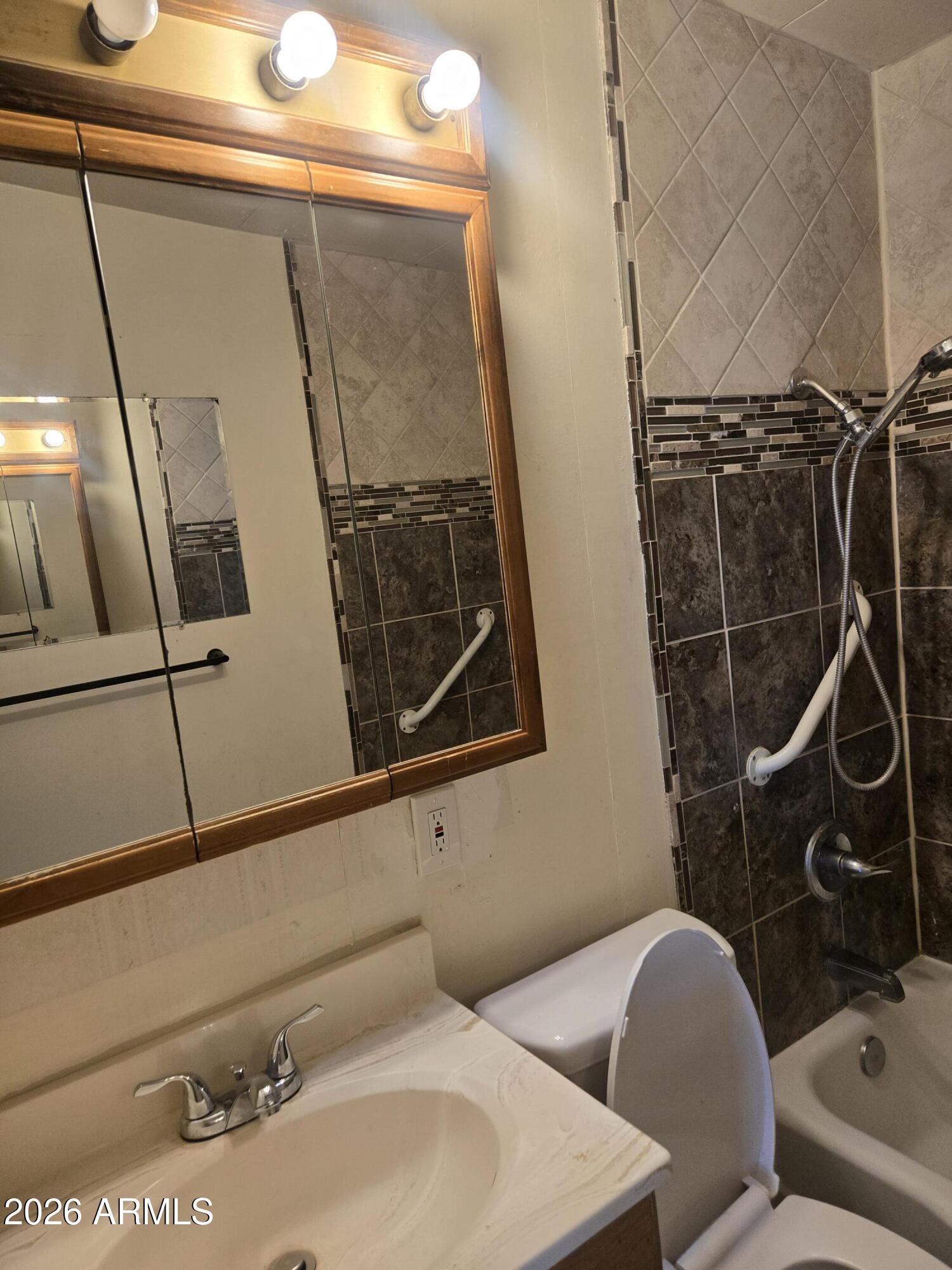 302 3rd Street Huachuca City, AZ 85616 - Photo 22 of 28 20260121_095727