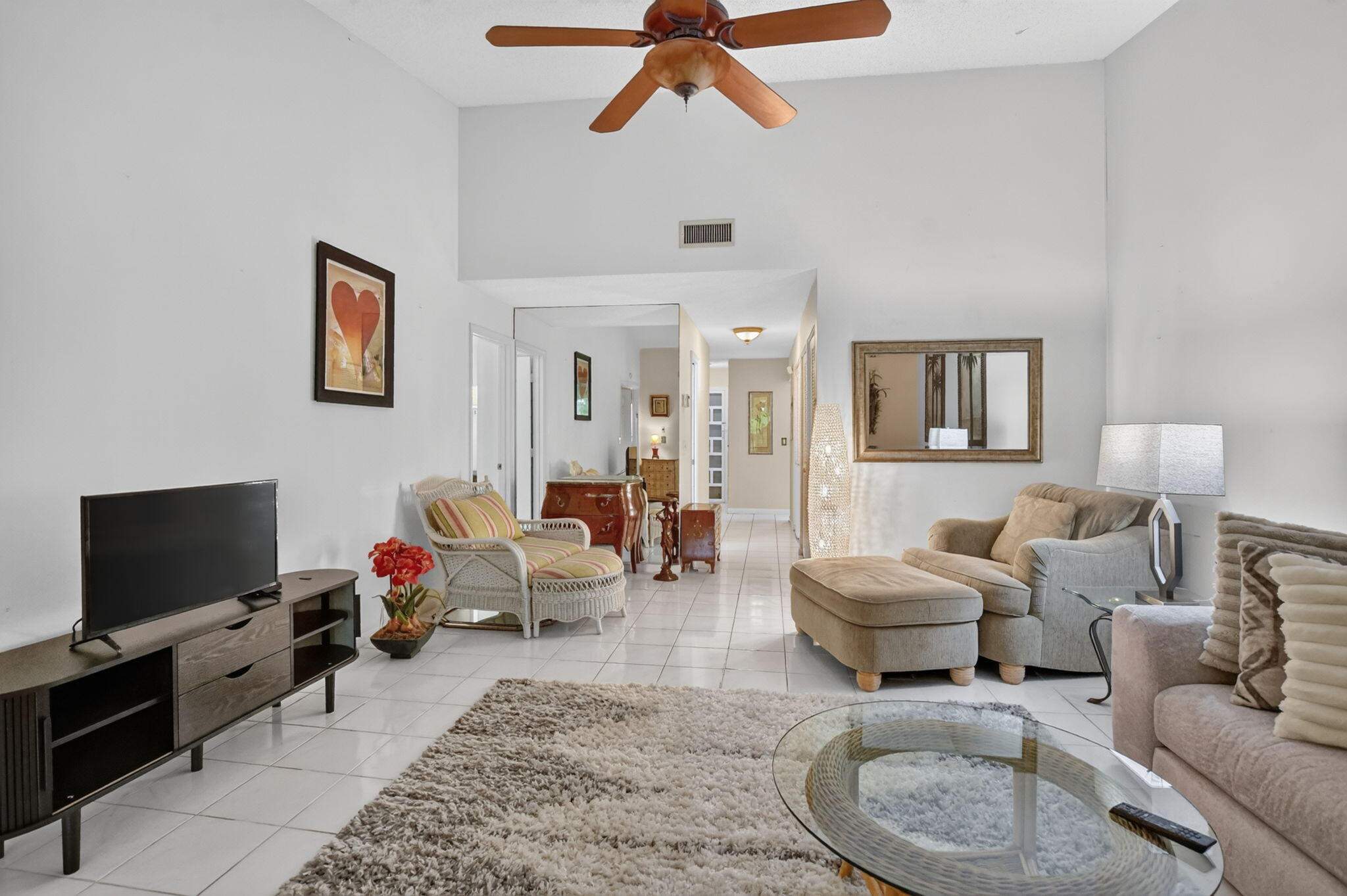 9364 Sable Ridge Circle, Unit D Boca Raton, FL 33428 - Photo 7 of 30 Family Room