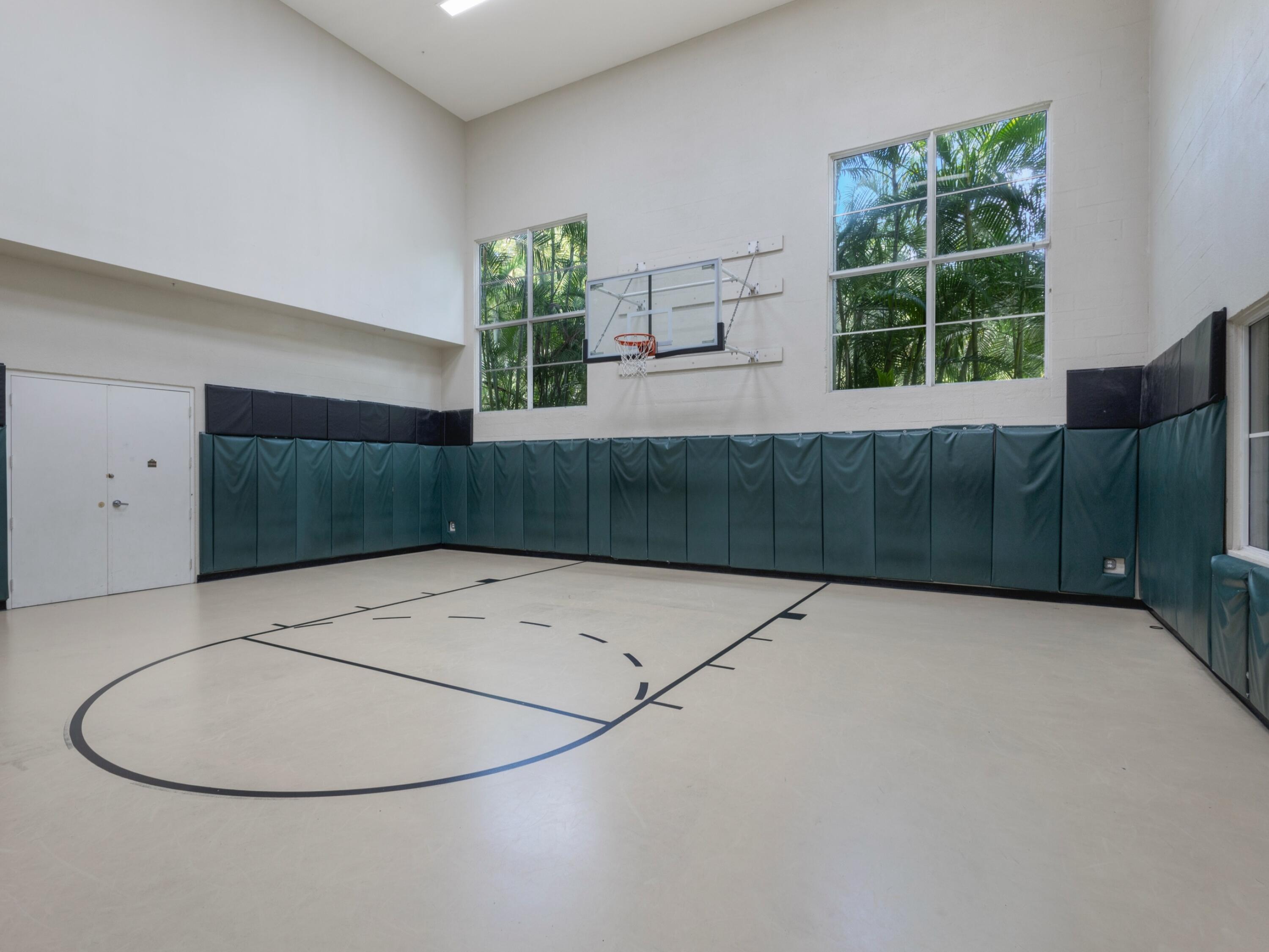 1660 Renaissance Commons Boulevard, Unit 2326 Boynton Beach, FL 33426 - Photo 45 of 57 Clubhouse Basket Indor 1:2 Court